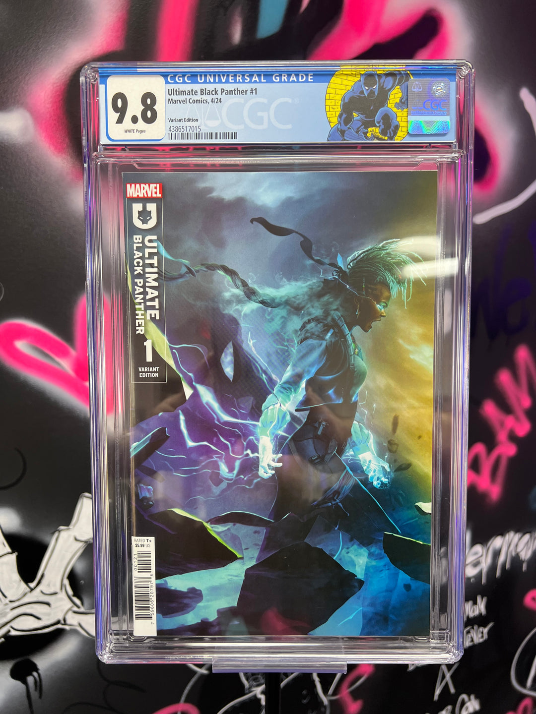 ULTIMATE BLACK PANTHER 1 BOSSLOGIC ULTIMATE SPECIAL CGC 9.8