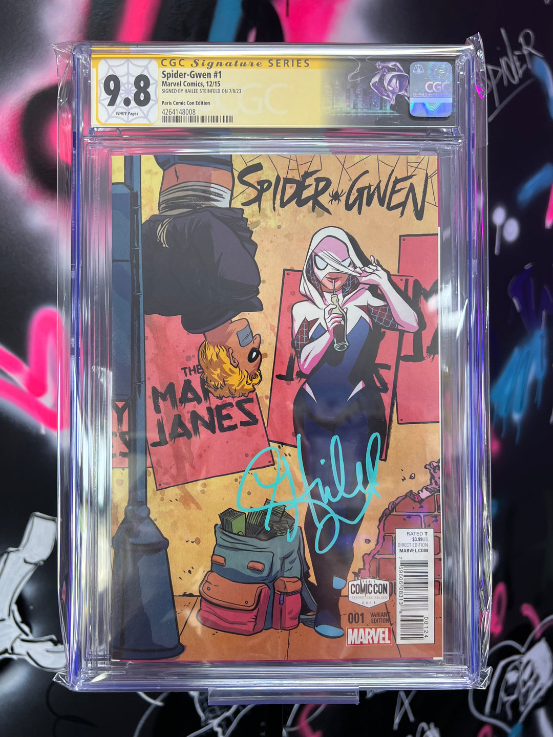 Spider-Gwen 1 Paris Comic Con CGC 9.8 SS Hailee Steinfeld
