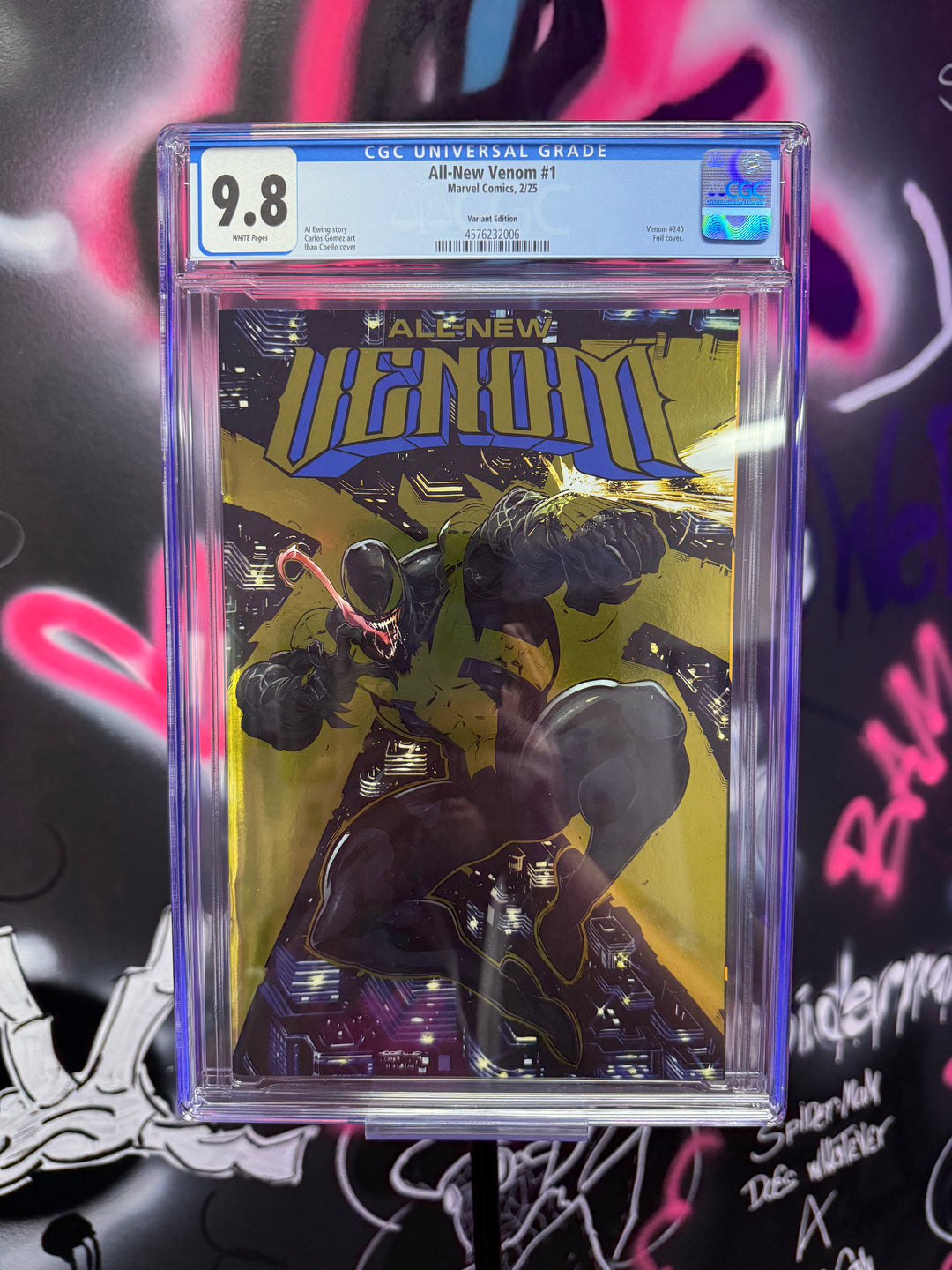 ALL-NEW VENOM #1 IBAN COELLO GOLD FOIL CGC 9.8